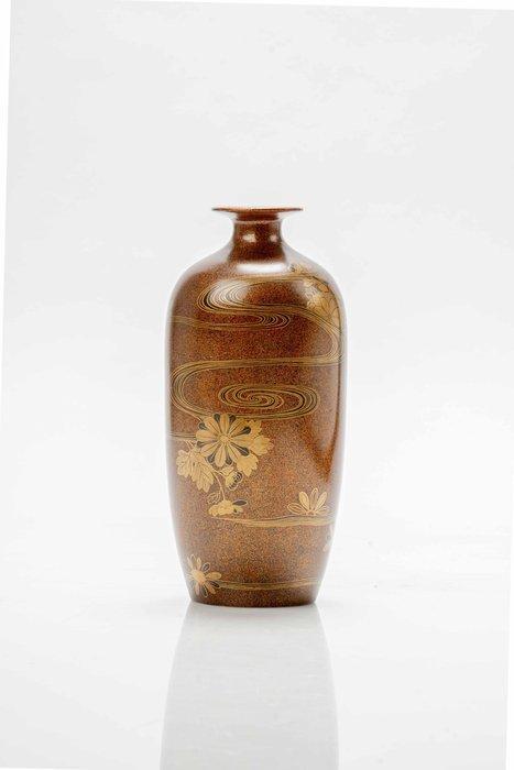 A fine lacquer sake bottle with makiè and nashiji with, Antiek en Kunst, Antiek | Overige Antiek