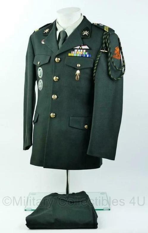 GEZOCHT! KCT Korps Commando Troepen kleding en uitrustingZe, Verzamelen, Militaria | Algemeen, Ophalen of Verzenden