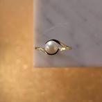 8 karaat ring met parel, Sieraden, Tassen en Uiterlijk, Ringen, Gebruikt, Overige kleuren, Ophalen of Verzenden, Kleiner dan 17