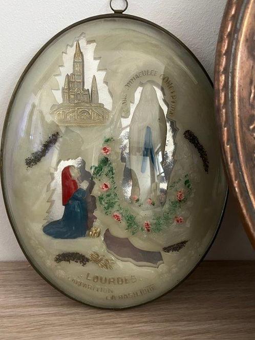 Verzameling van 36 religieuze voorwerpen (36) - Hout, Koper,, Antiek en Kunst, Antiek | Boeken en Bijbels