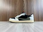 AJ1 Jordan 1 Retro Low | SP Travis Scott Olive, Kleding | Dames, Schoenen, Beige, Nieuw, Ophalen of Verzenden, Sneakers of Gympen