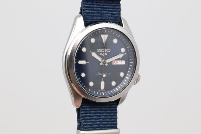 Seiko - Seiko 5 - Zonder Minimumprijs - SRPE63K1 | 4R36-08L0, Sieraden, Tassen en Uiterlijk, Horloges | Antiek