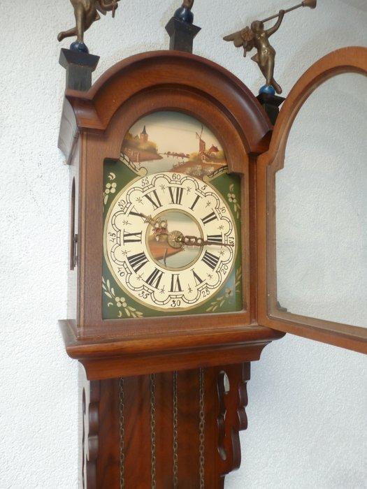 Friese staartklok - - Mahonie - 1950-1960, Antiek en Kunst, Antiek | Klokken