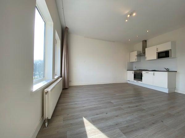 Leuke huurwoning Te huur: Loosduinseweg A in Den Haag, Huizen en Kamers, Huizen te huur, Direct bij eigenaar, E, Zuid-Holland