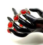 Zilveren armband met natuurlijke Baltische amber. -