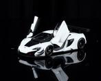 Autoart 1:8 - Modelauto - McLaren 650S GT3 - WHITE & BLACK -, Nieuw