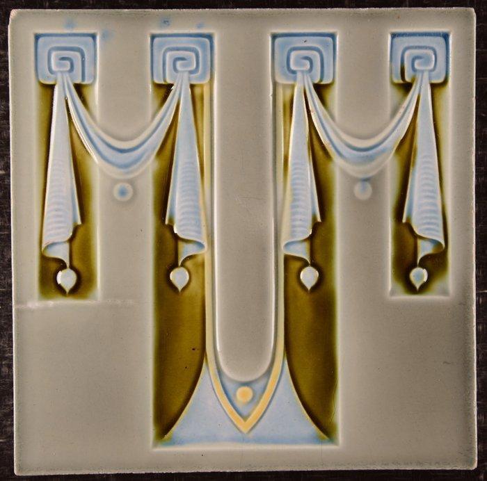 Jugendstil Tegel - Ofen- Porzellan- und Tonwarenfabrik, Antiek en Kunst, Antiek | Glas en Kristal