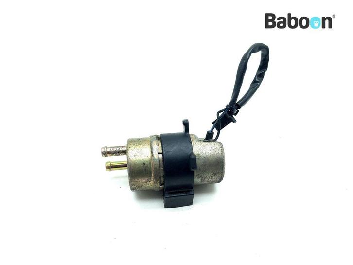 Benzinepomp Yamaha BT 1100 Bulldog 2001-2007 (BT1100 5JN), Motoren, Onderdelen | Yamaha, Gebruikt, Verzenden