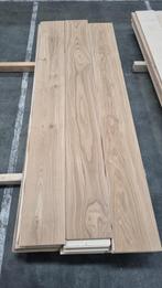 Restpartij 2.15 m2 eiken multiplank, behandeld, Doe-het-zelf en Verbouw, Hout en Planken, Ophalen, Minder dan 25 mm, Eiken, Zo goed als nieuw