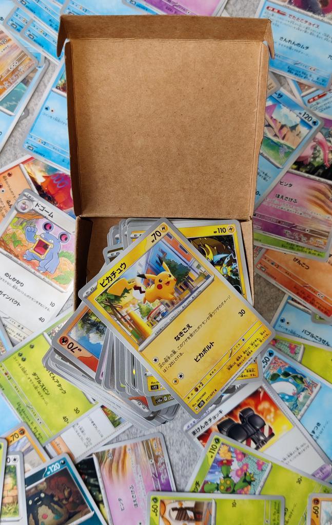 50x Verschillende Japanse Pokémon Kaarten + 6 holos, Hobby en Vrije tijd, Verzamelkaartspellen | Pokémon, Meerdere kaarten, Nieuw