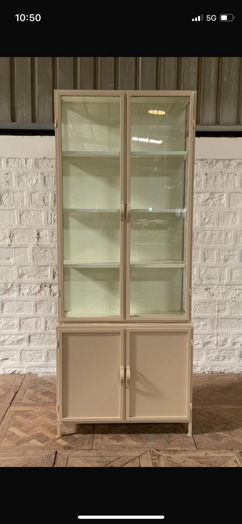 BUFFETKAST ZANDKLEUR bijzonder mooi 95 breed metaal actie, Huis en Inrichting, Kasten | Vitrinekasten, 25 tot 50 cm, Met deur(en)