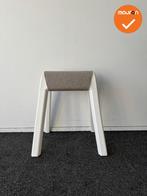 Wilkhahn - kruk - wit - grijze stof, Vergader- of Presentatieruimte, Ophalen of Verzenden, Gebruikt, Stoel