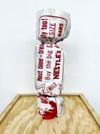 Nova - Unique 1/1 - Nestlé Nostalgia - Candy Sculpture