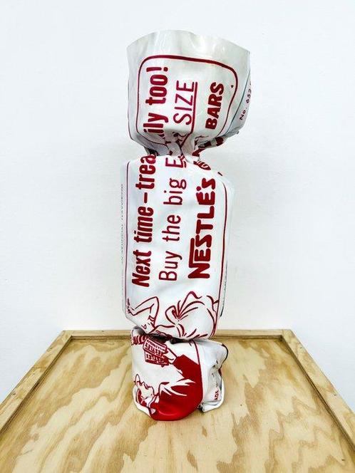 Nova - Unique 1/1 - Nestlé Nostalgia - Candy Sculpture, Antiek en Kunst, Kunst | Schilderijen | Modern
