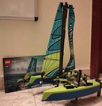 Lego Set - 42105 - Technic - Catamaran, Nieuw