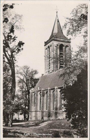 MONNICKENDAM - Ned. Herv. Kerk beschikbaar voor biedingen