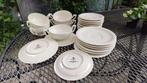 Royal Creamware - Tafelservies voor 12 (23) - Porselein -