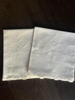 2 pezzi asciugamani nuovi in puro lino bianco con ricami, Antiek en Kunst