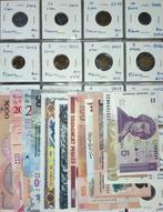 146 munten van 44 landen, plus 12 bankbiljetten van
