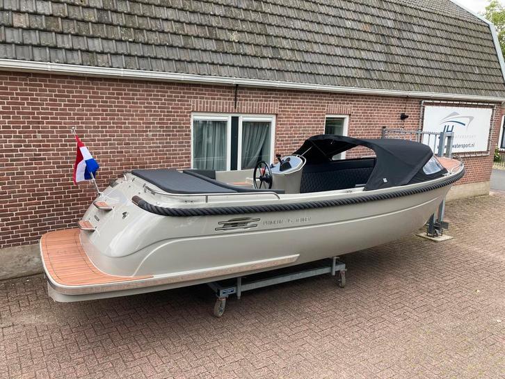 Primeur 715 met Suzuki 60 pk. | COMPLEET | SNELVAREND, Watersport en Boten, Sloepen, Buitenboordmotor, 50 tot 70 pk, 6 meter of meer