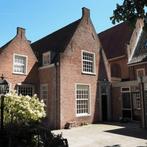 Gestoffeerde eengezinswoning met parkeergelegenhei..., Huizen en Kamers, Huizen te koop, Leiden