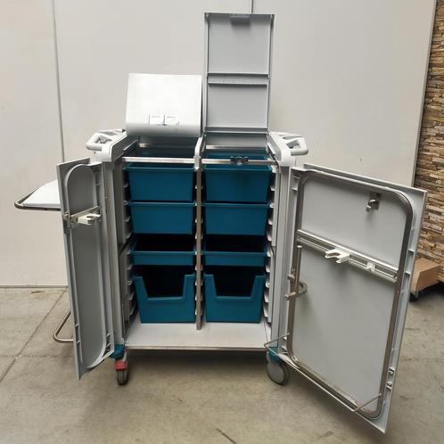 PROFESSIONELE Alpheios / Wetrok schoonmaakkar met opbergbakk, Huis en Inrichting, Schoonmaakartikelen, Ophalen of Verzenden