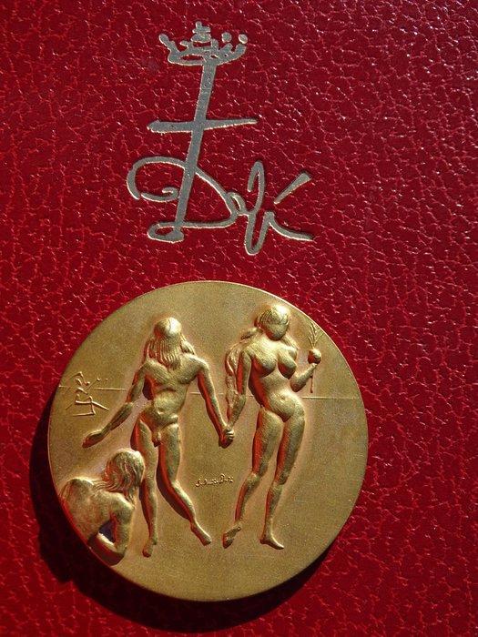 Salvador Dali (1904-1989) - sculptuur, Eros - 24 carat gold, Antiek en Kunst, Antiek | Overige Antiek