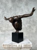 sculptuur, NO RESERVE PRICE - Sculpture Olympic Swimmer -, Antiek en Kunst