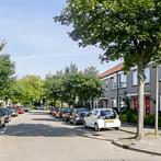 Eengezinswoning met tuin en parkeerplaats, Huizen en Kamers