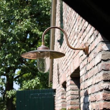 Stallampen - boerderijlampen met rechte zwanenhals beschikbaar voor biedingen
