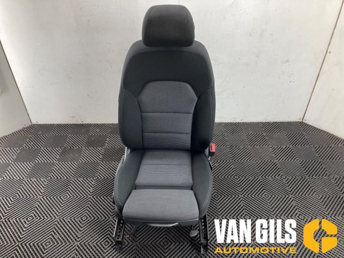 Stoel rechts Mercedes B-Klasse O291756, Auto-onderdelen, Interieur en Bekleding, Ophalen of Verzenden