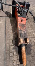 Epiroc MB1000, Ophalen, Graafmachine