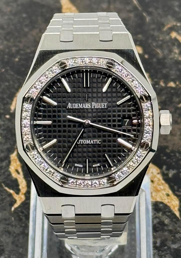 AP Royal Oak Lady 37mm - Diamond Bezel - Black Dial, Sieraden, Tassen en Uiterlijk, Horloges | Dames, Polshorloge, Zo goed als nieuw