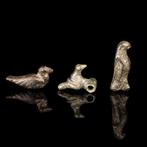 Oud-Romeins Groep van drie bronzen vogels (Zonder