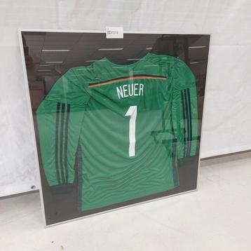Gesigneerd shirt  Manuel Neuer  ingelijst beschikbaar voor biedingen