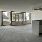 Ruim appartement met balkon, parkeerplek en inloopdouche, Appartement, Direct bij eigenaar, Amstelveen