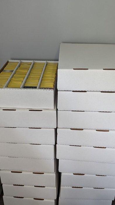 Pokémon - 1500 Mixed collection, Hobby en Vrije tijd, Verzamelkaartspellen | Pokémon