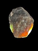 Saffier Ongewoon stuk! Zeldzame bicolore saffier. 318 ct.