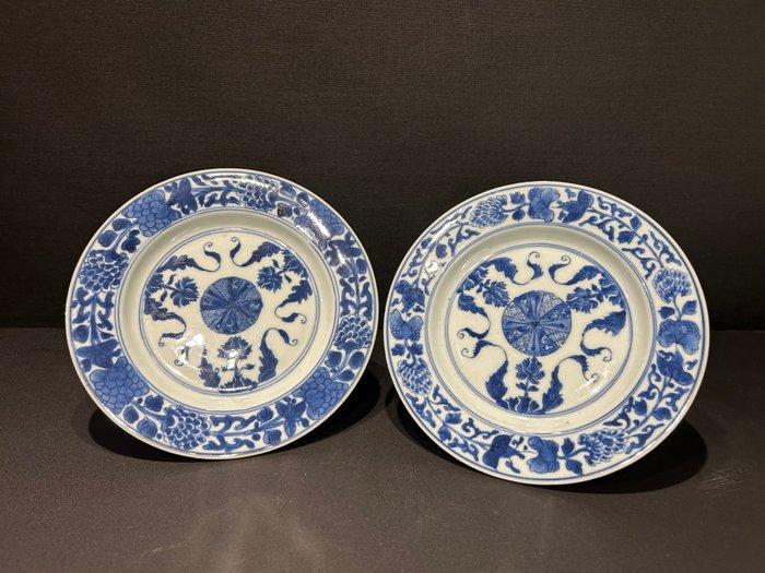 Bord (2) - Porselein - set Kangxi blauw wit bord, Antiek en Kunst, Antiek | Overige Antiek