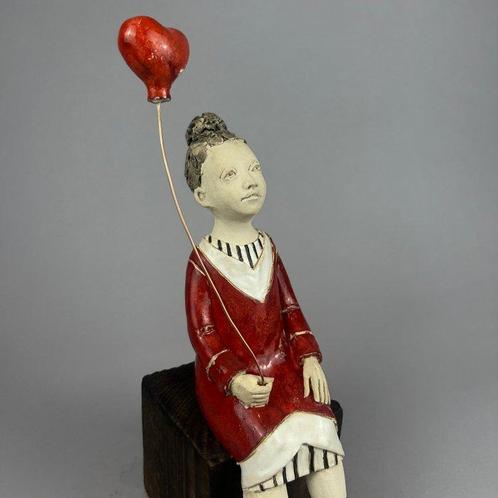 Ida - sculptuur, No reserve- With Love- hand made - 26 cm -, Antiek en Kunst, Curiosa en Brocante