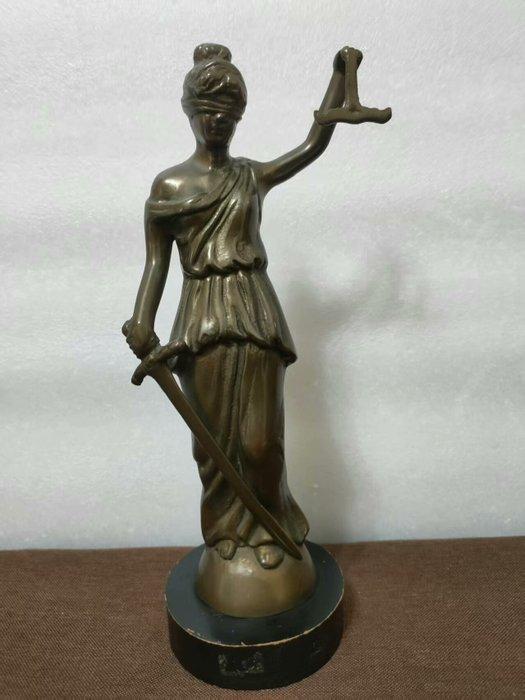 Statue of Themis, goddess of justice - Beeld, Statue of, Antiek en Kunst, Curiosa en Brocante