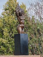 j.patouie - Beeld, torso woman - 62 cm - Brons, Marmer