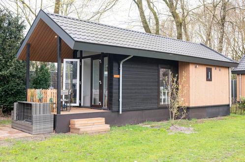 Heerlijk op vakantie in een luxe Tiny House in Harderwijk!, Vakantie, Campings, In bos, Afwasmachine, Airconditioning, Internet