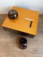 Luxe goudgelakt go-bord en steenenset - Goud, Hout, Lak -, Antiek en Kunst