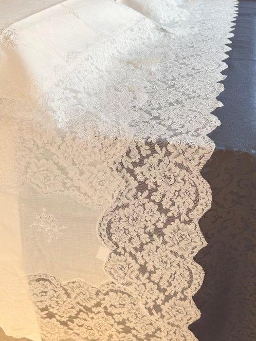 Laken - 290 cm - 270 cm - Linnen lakens geborduurd, Antiek en Kunst, Antiek | Kleden en Textiel