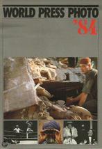 World press photo / 1984 9789010050458, Boeken, Kunst en Cultuur | Fotografie en Design, Verzenden, Gelezen