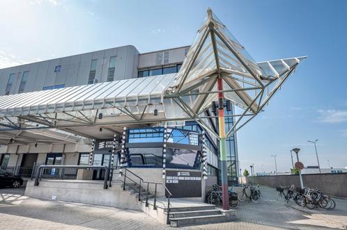 Kantoor-/praktijkruimte 23 m2 in het centrum van Leeuwarden, Zakelijke goederen, Bedrijfs Onroerend goed, Kantoorruimte, Huur