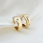 Bicolor gouden oorringen met zirconia | Ø 11,7 mm, Sieraden, Tassen en Uiterlijk, Oorbellen, Gebruikt, Overige kleuren, Ophalen of Verzenden