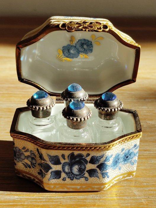 décorateur MOSNIER - Parfumfles (5) - Oude geurenkoffer /, Antiek en Kunst, Curiosa en Brocante