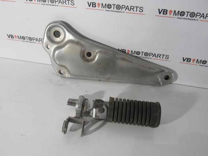 Suzuki GS 450 L Voetsteun links voor, Motoren, Onderdelen | Suzuki, Ophalen of Verzenden